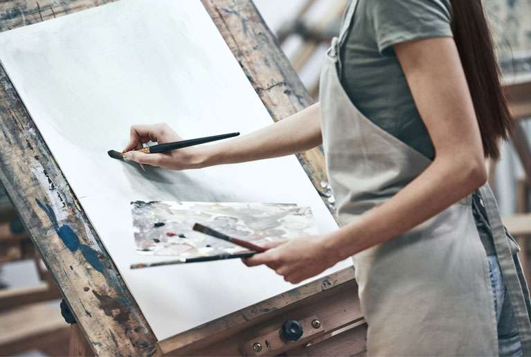 cynthia-Haddad-women-painter-teaching, artworksale, canvas print